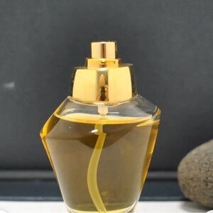 Vintage Volupte Oscar de la Renta women's fragrance , rare , discontinued